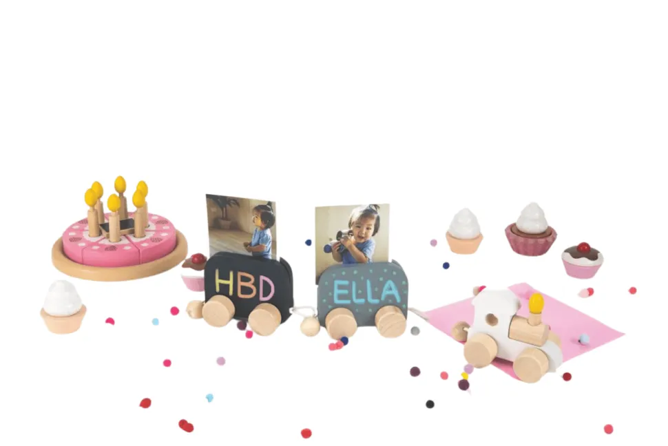Plan Toys - Birthday Photo Train