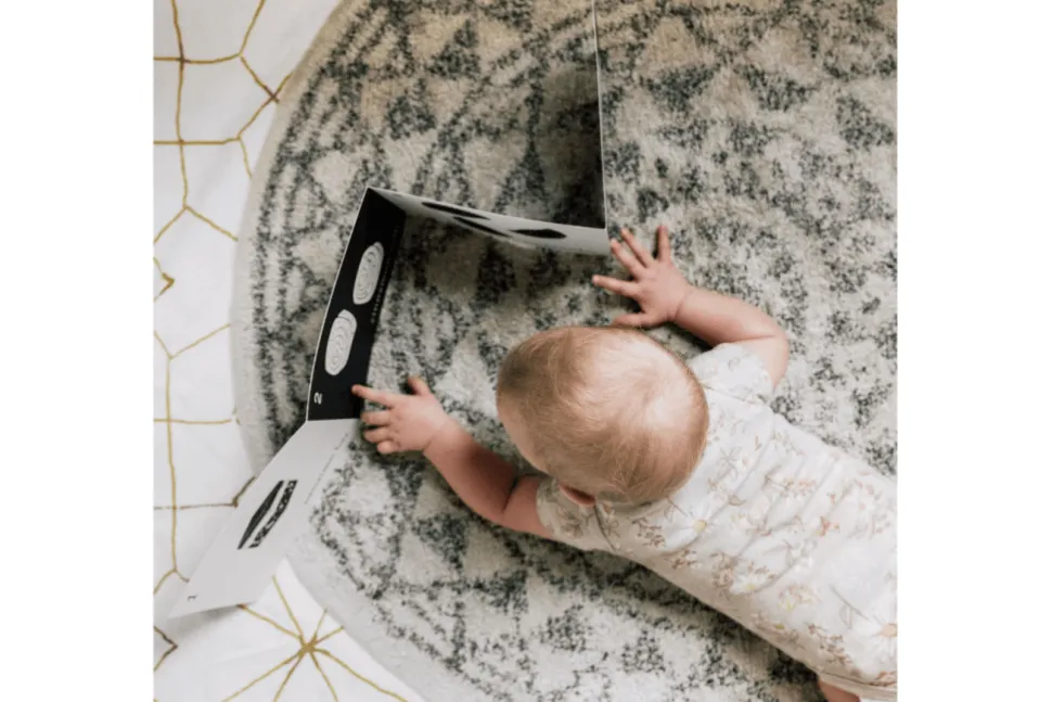 Tummy Time Accordion Cards for Baby