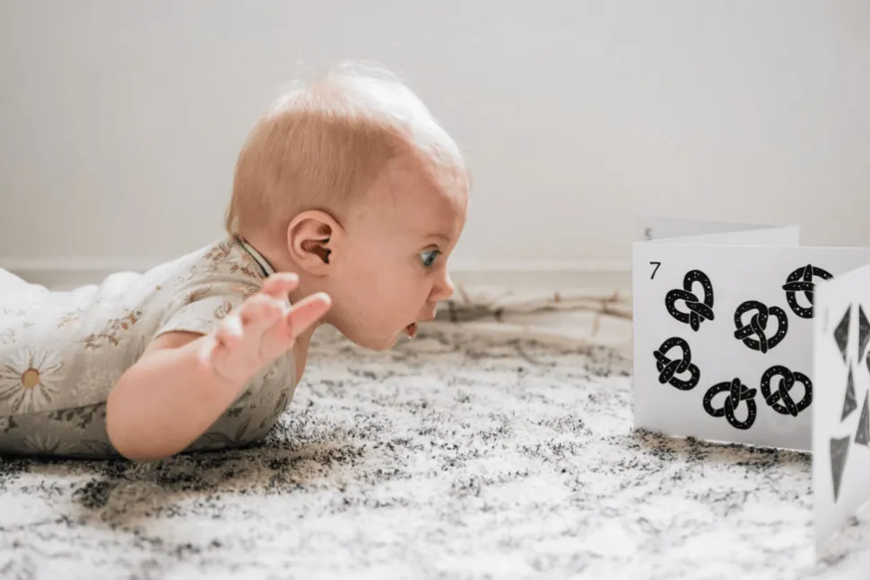 Tummy Time Accordion Cards for Baby